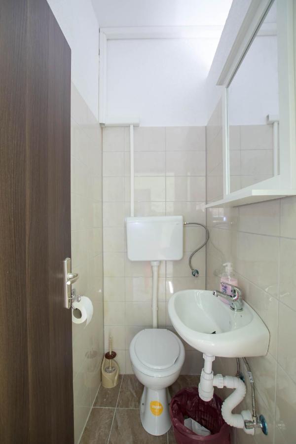 Apartment Andrea Trogir Eksteriør bilde