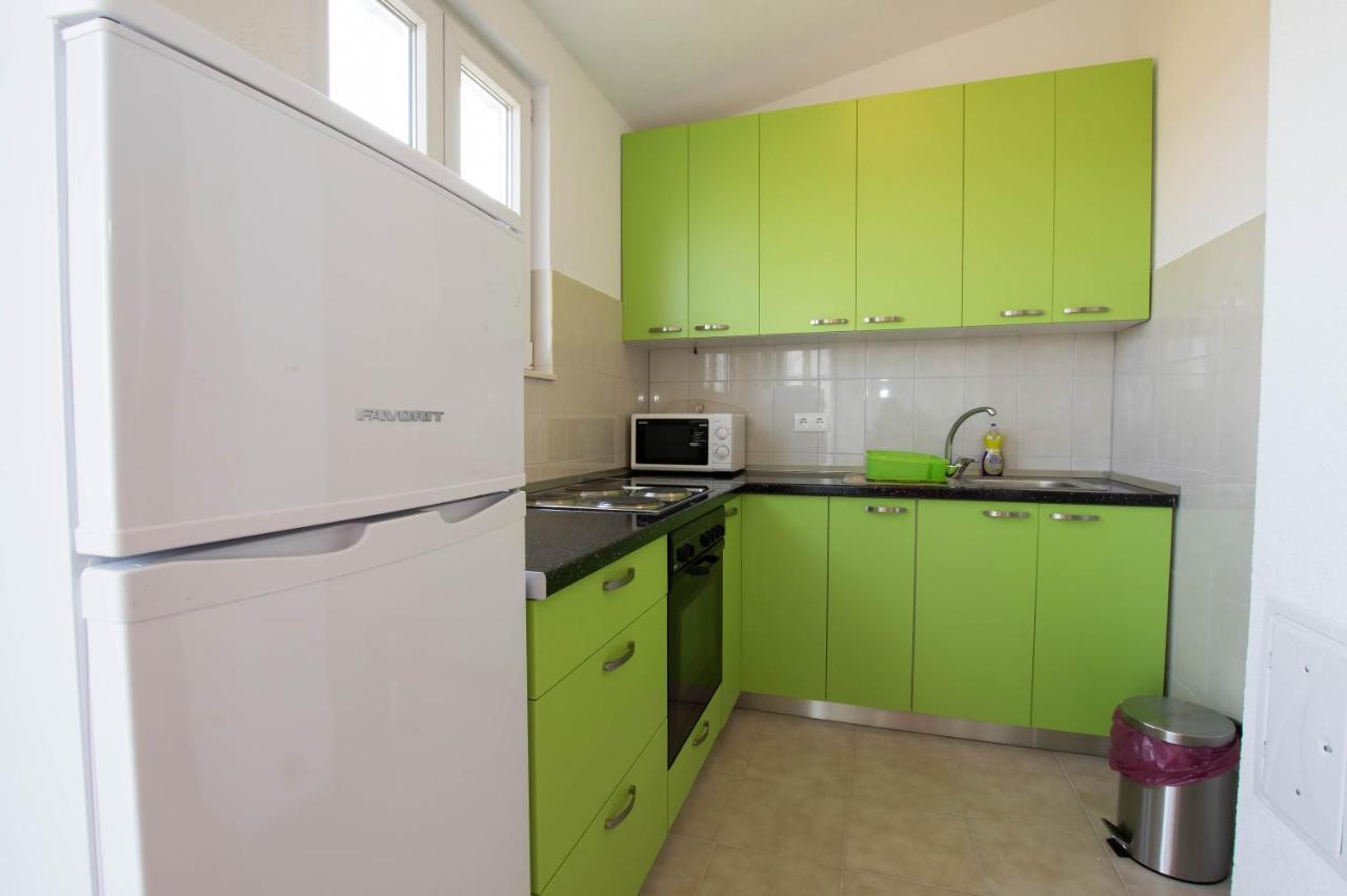 Apartment Andrea Trogir Eksteriør bilde